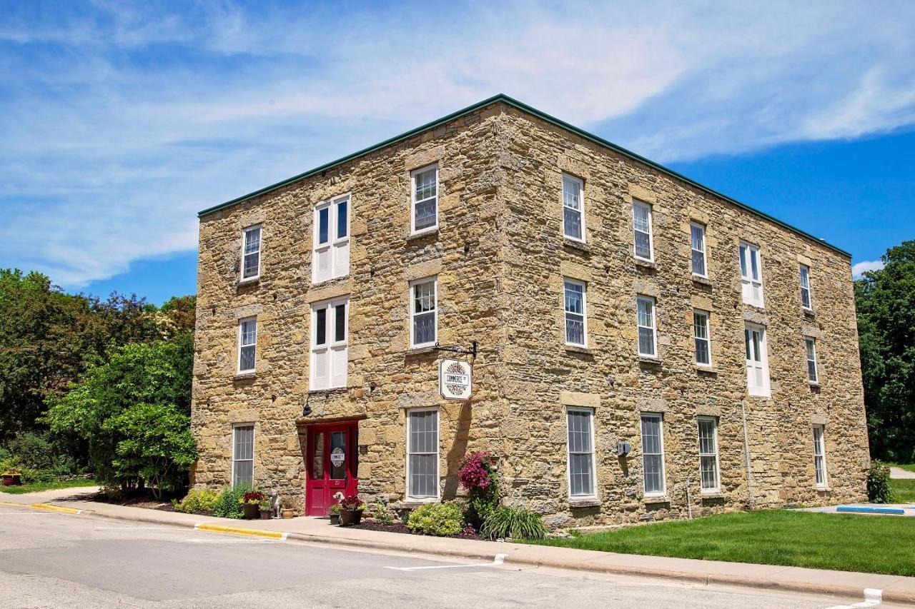 Commerce Street Brewery Hotel Mineral Point Extérieur photo